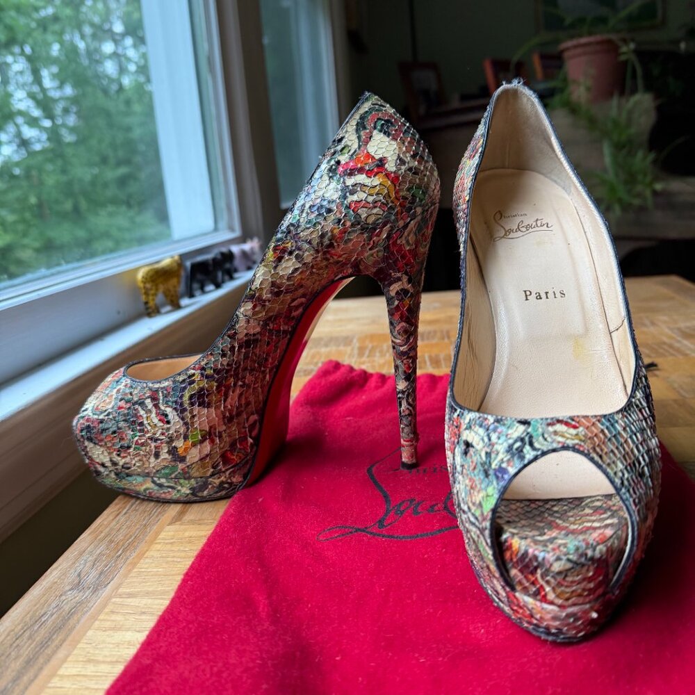 Christian Louboutin Palais Royal 140 Python Faience Lucido Pumps, Size 41
